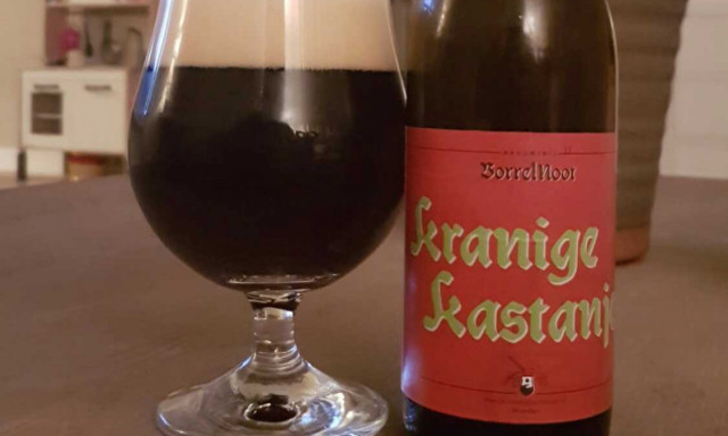 Kranige Kastanje fles en glas